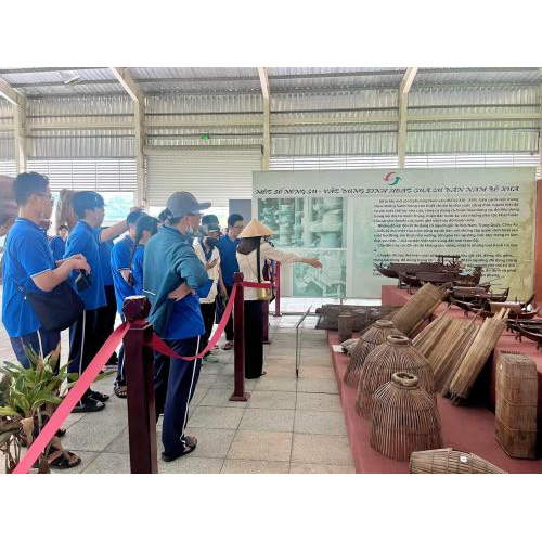 Đền thờ và Bảo tàng Phương Nam