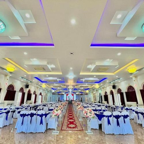 Conference & Wedding Services